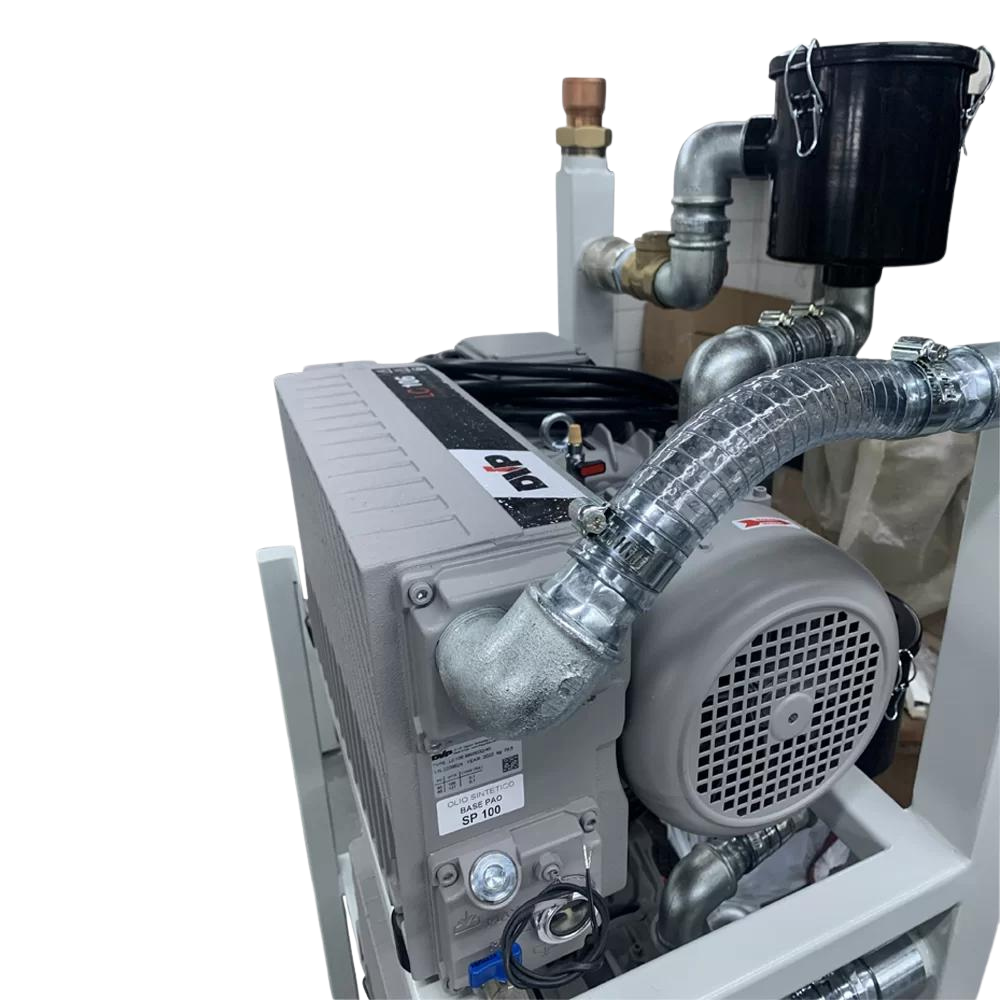 Rack system vacuum plan outlines structural layout and pump distribution in hospital setups