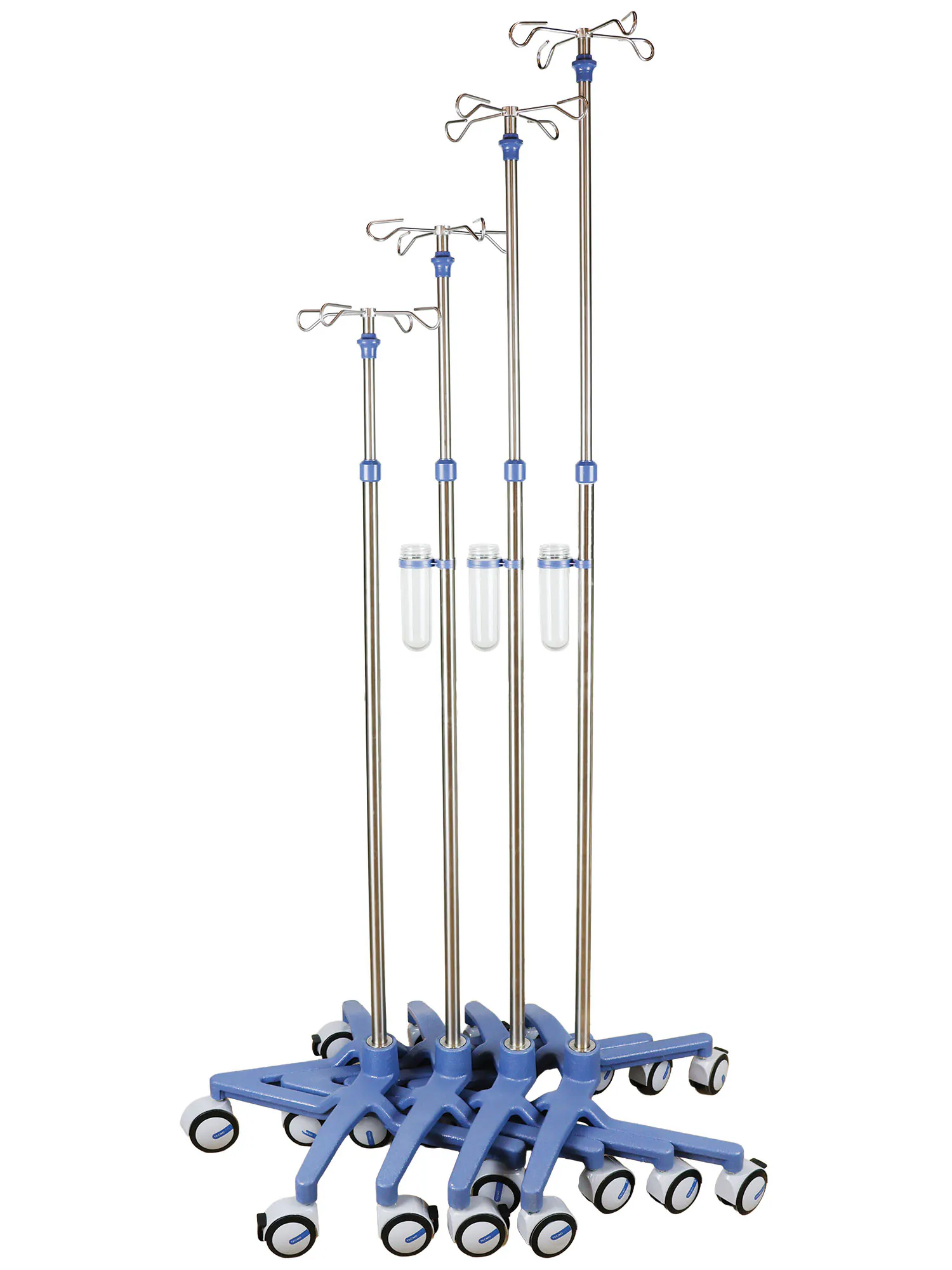 Serum askılığı – iç içe geçebilen ayak tasarımıyla alan tasarrufu sağlayan, portatif ve istiflenebilir hastane tipi serum askısı modeli.